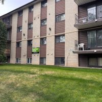 306-720 8th St E